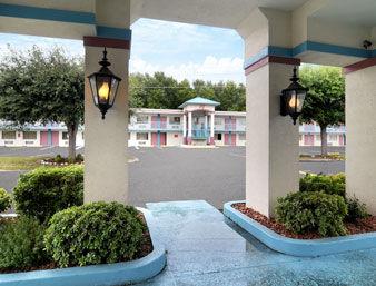 Howard Johnson By Wyndham Fl I-75 Ocala